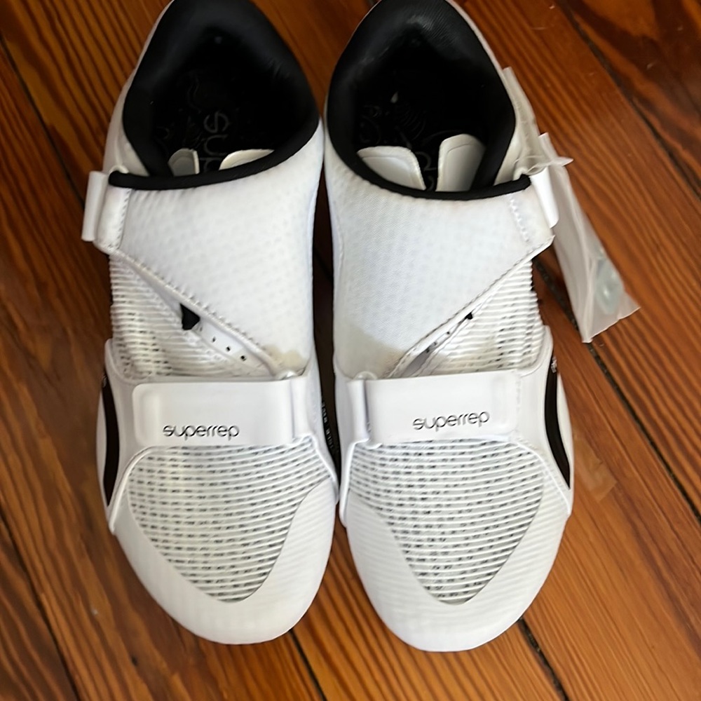 Nike White and Black Women's Shoes